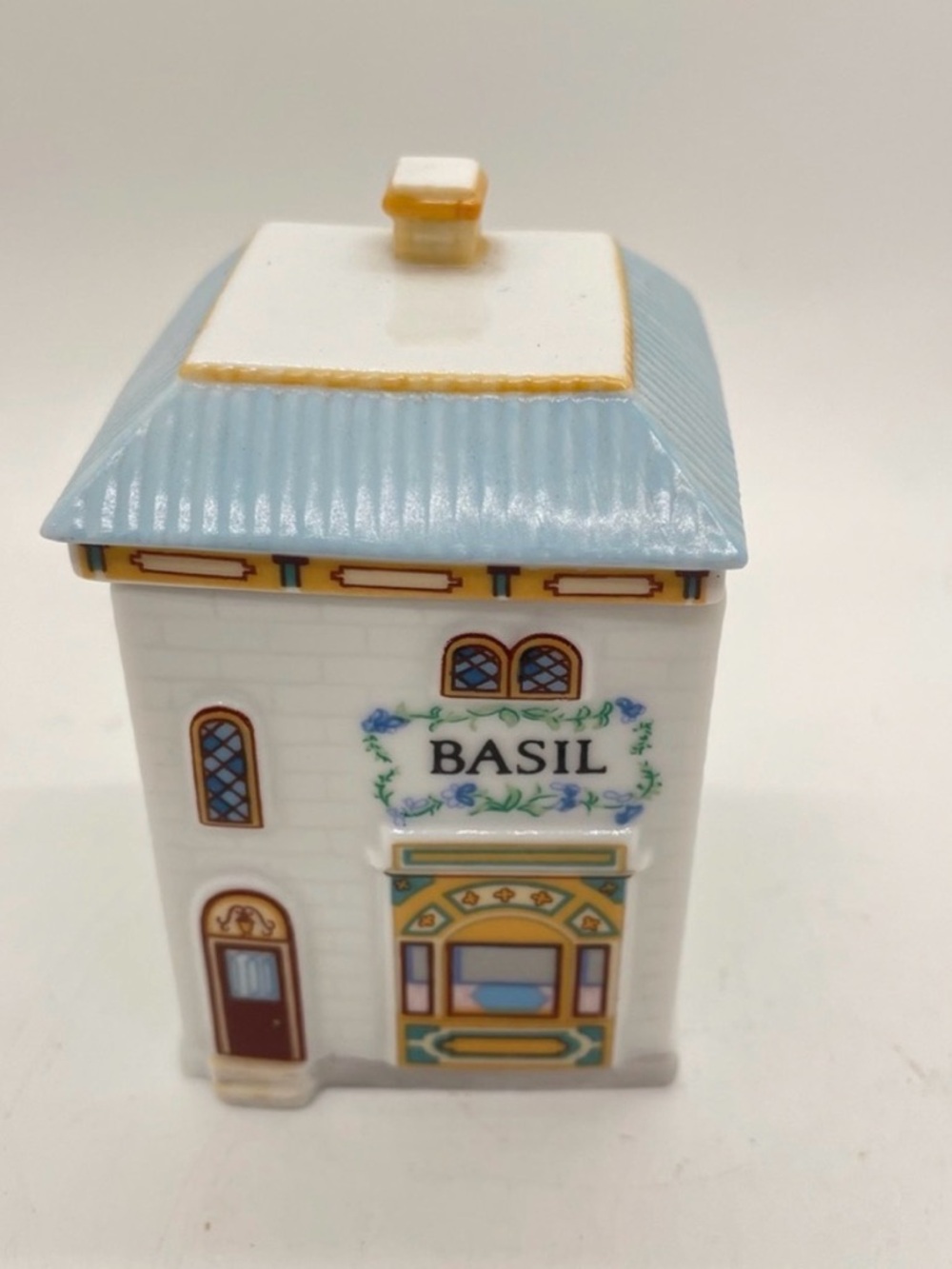 Lenox spice village house BASIL